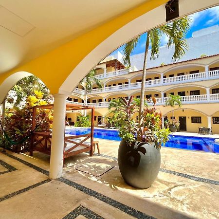 We Playa Hotel Playa del Carmen Luaran gambar