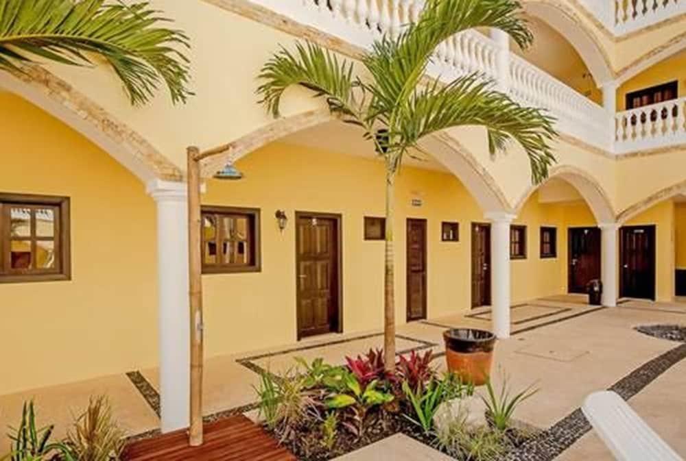 We Playa Hotel Playa del Carmen Luaran gambar