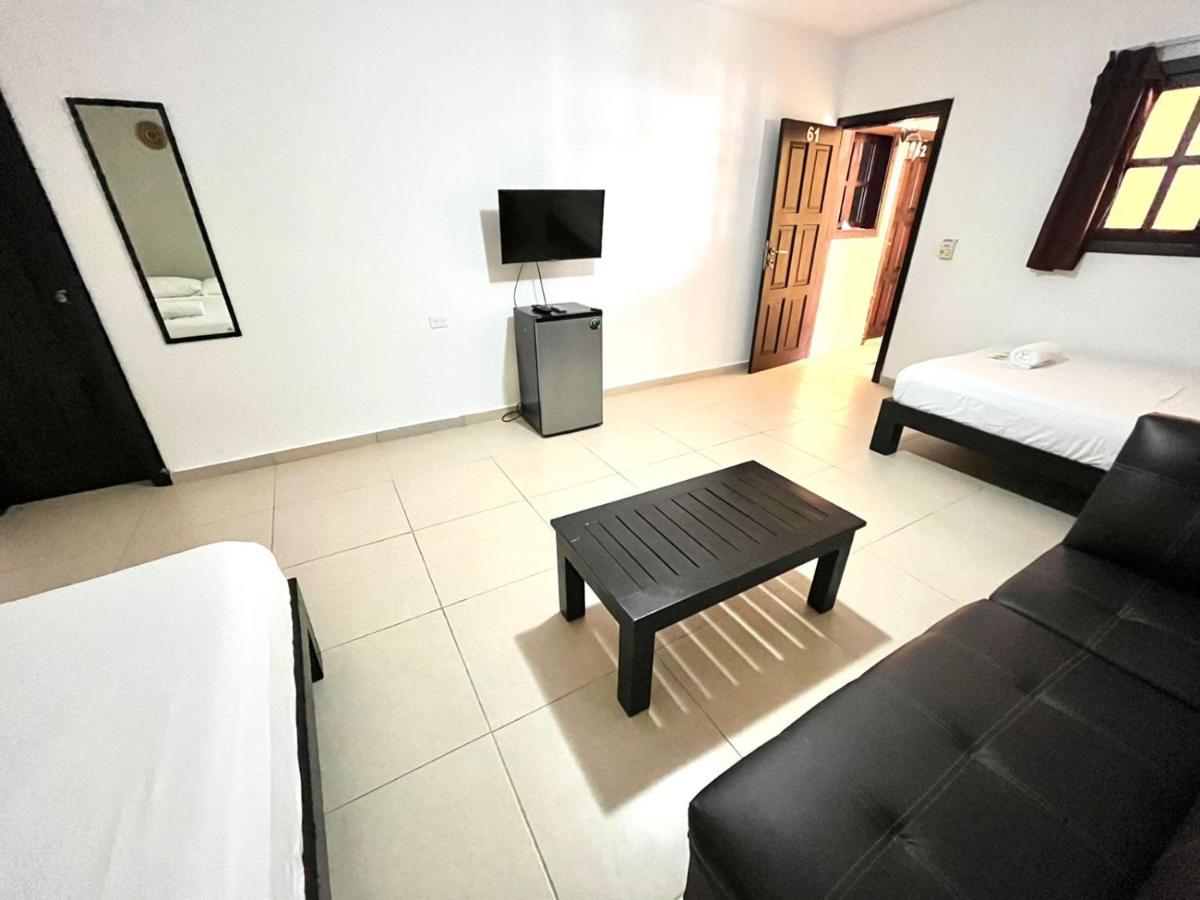 We Playa Hotel Playa del Carmen Luaran gambar