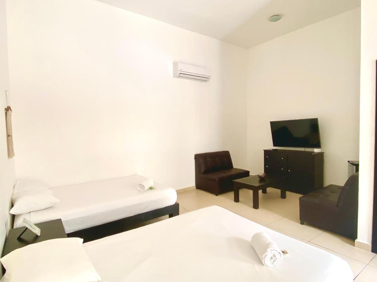 We Playa Hotel Playa del Carmen Luaran gambar