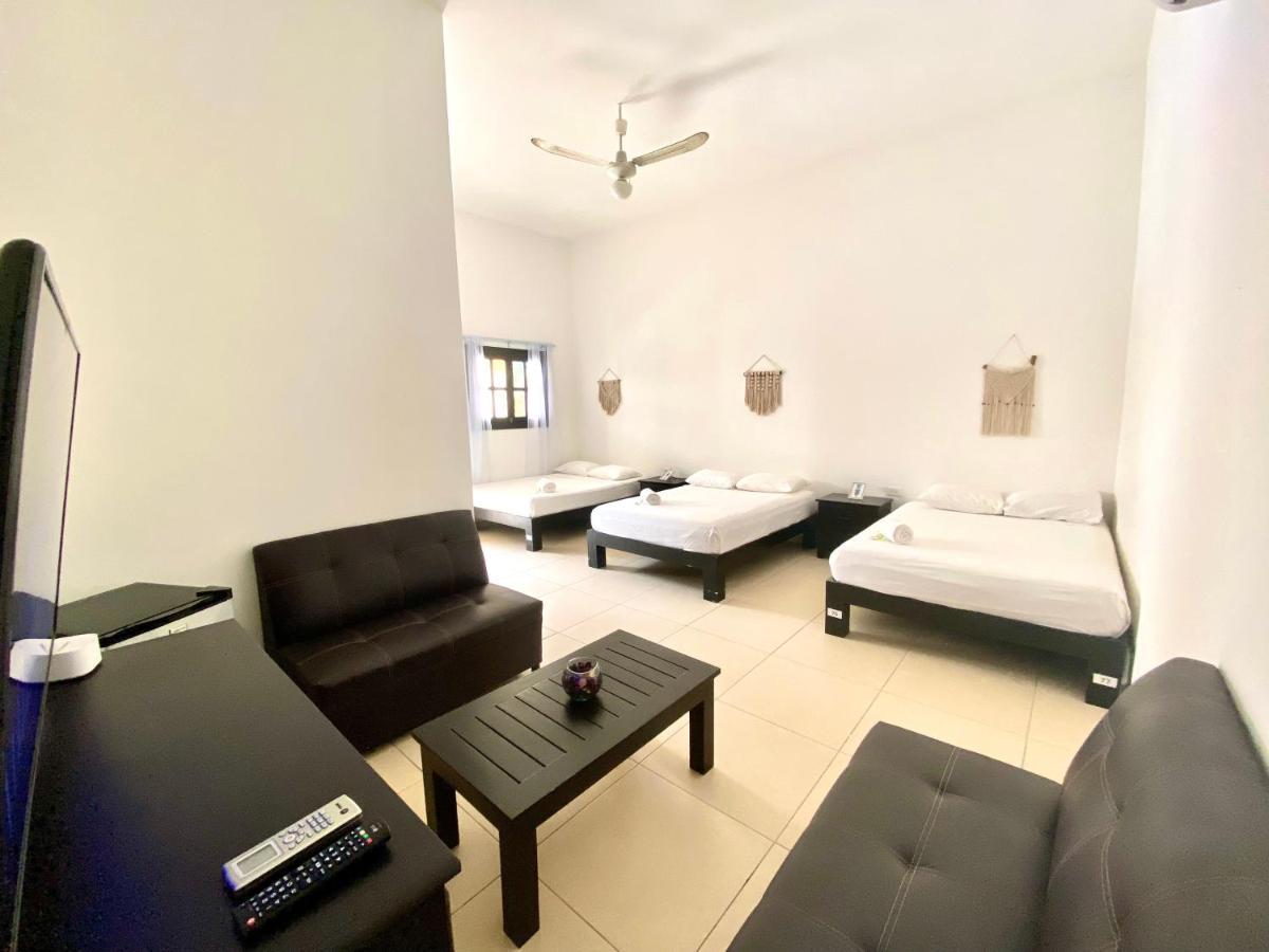 We Playa Hotel Playa del Carmen Luaran gambar
