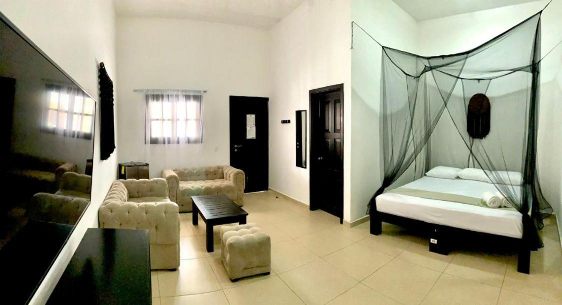 We Playa Hotel Playa del Carmen Luaran gambar