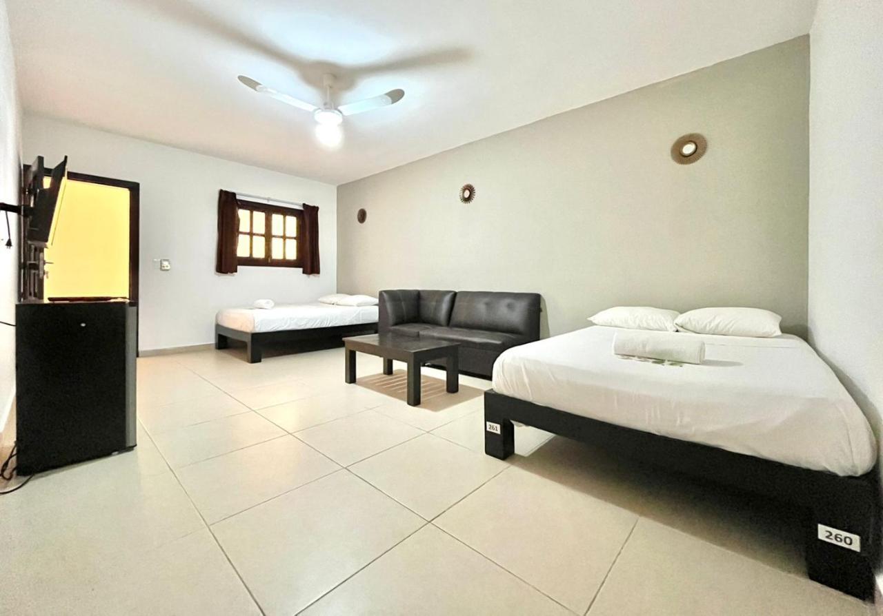 We Playa Hotel Playa del Carmen Luaran gambar