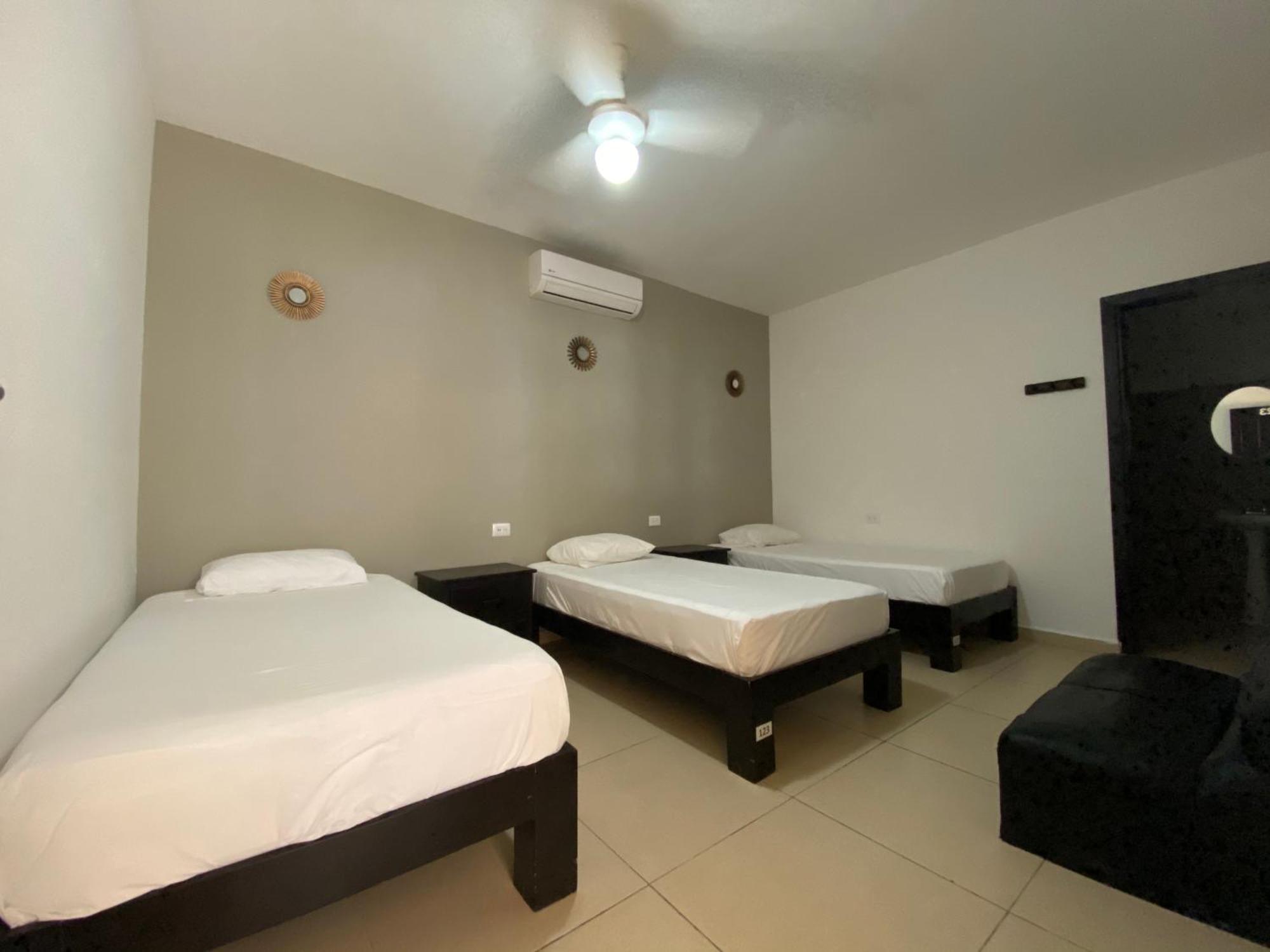 We Playa Hotel Playa del Carmen Luaran gambar