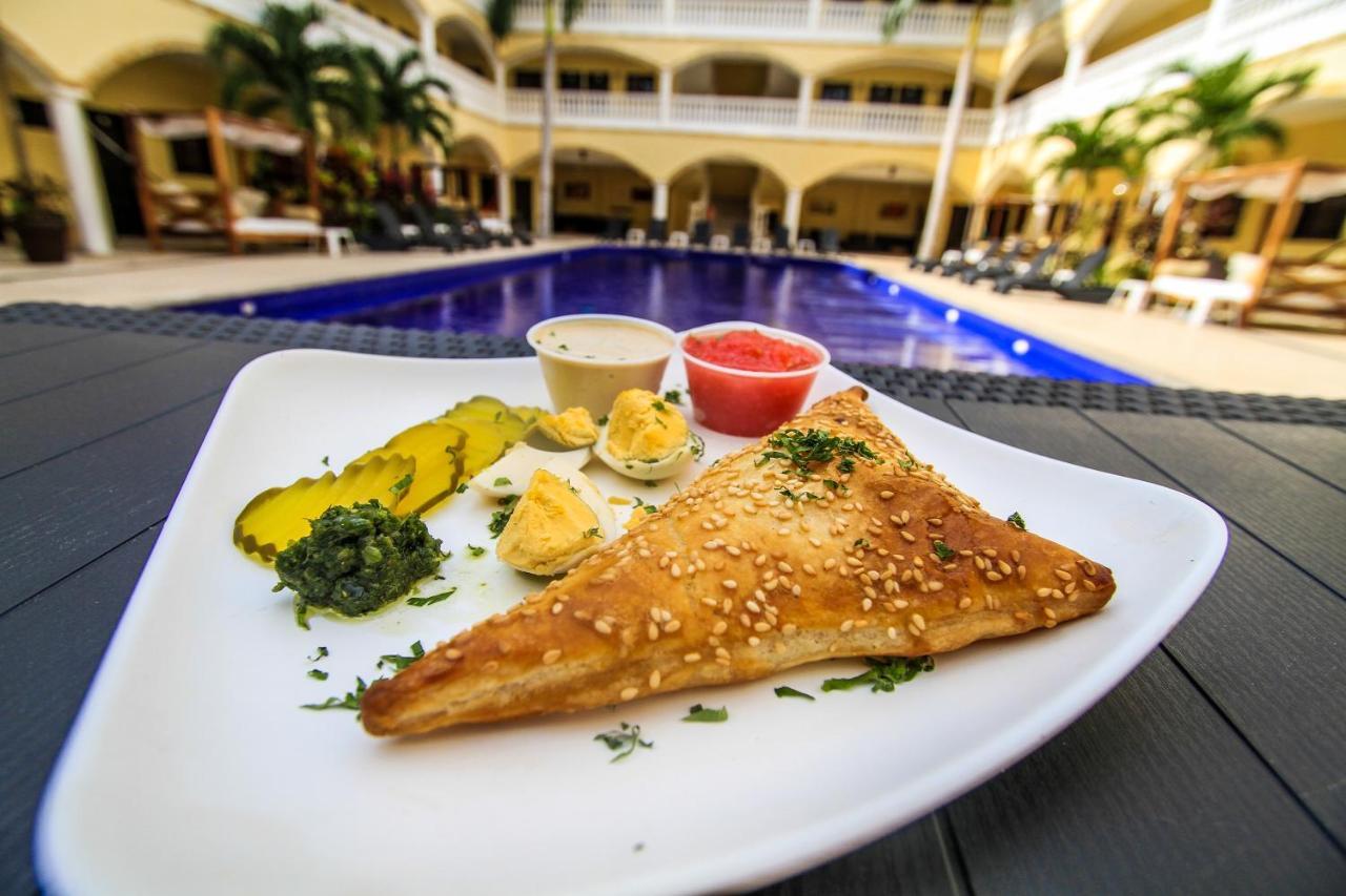 We Playa Hotel Playa del Carmen Luaran gambar