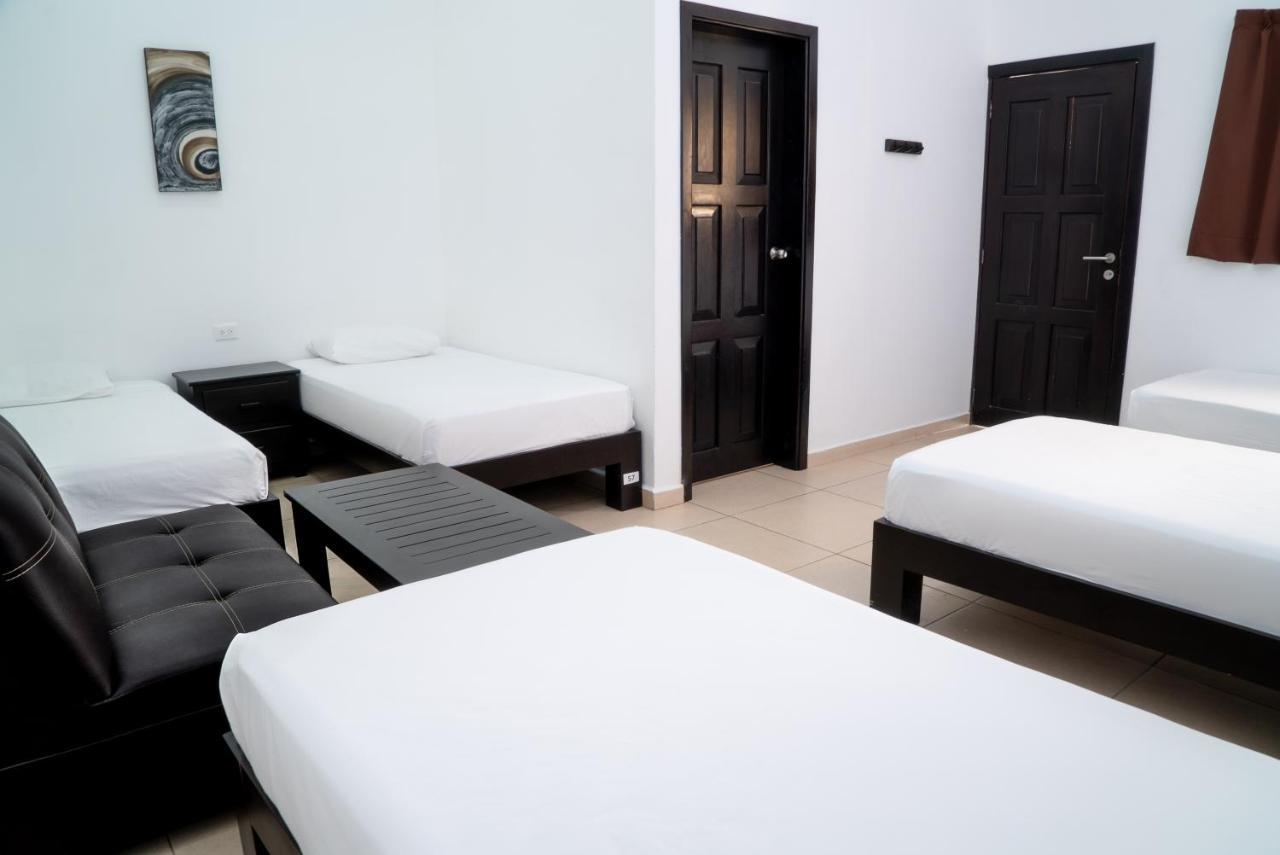 We Playa Hotel Playa del Carmen Luaran gambar